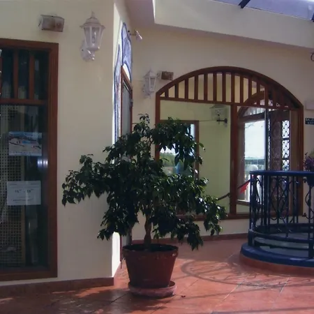 Finca Del Mar Naturist Complex Отель